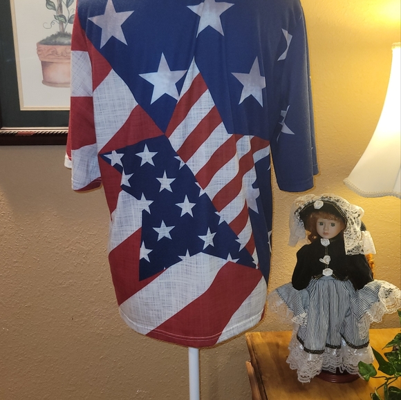 Womens, Size Large - Red, White and Blue blouse - Picture 4 of 6